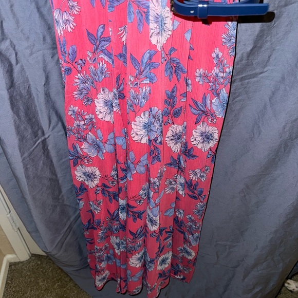 Tommy Hilfiger Floral Chiffon bright pink and Navy blue midi dress. - Picture 4 of 6